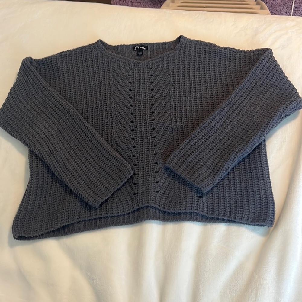 art class girls gray sweater